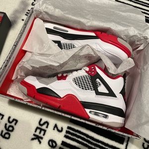 SOLD Air Jordan 4 Retro Fire Red